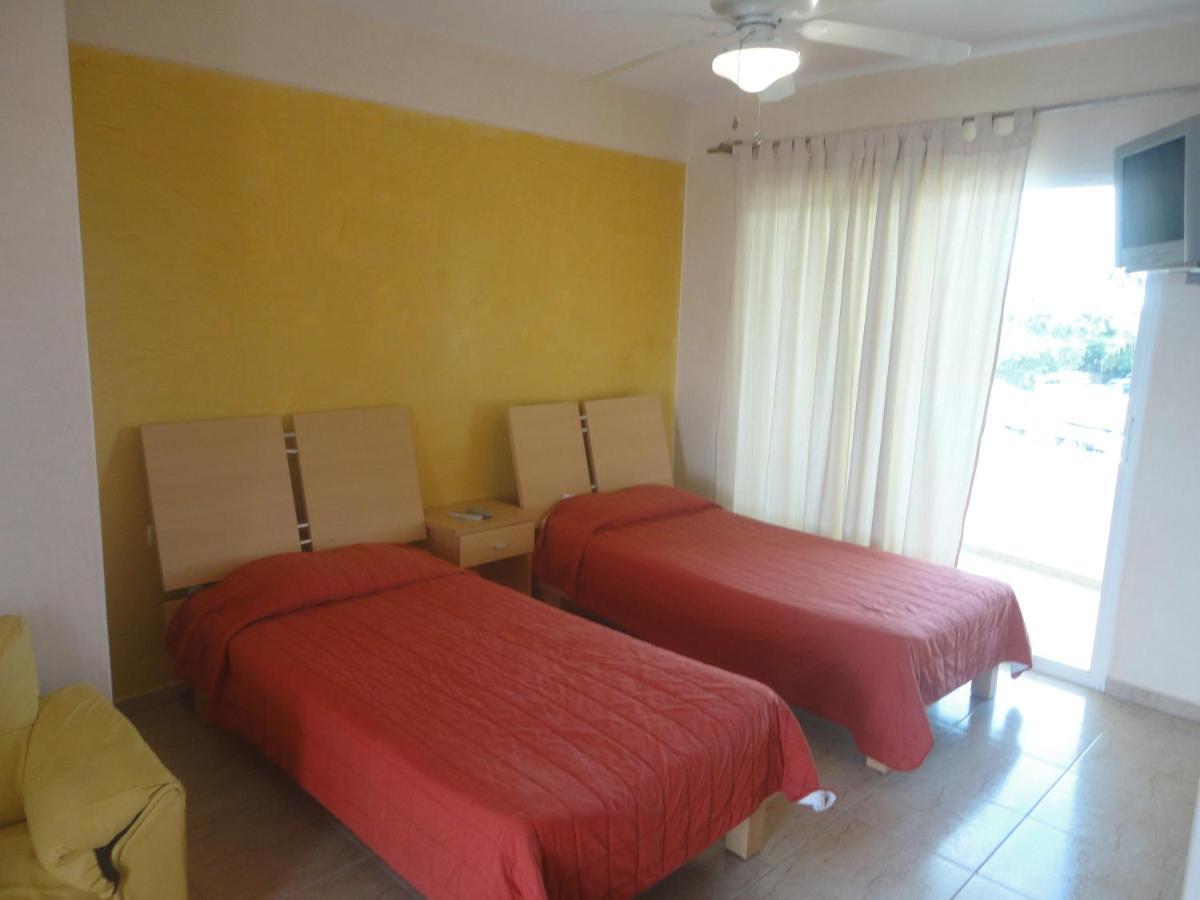 Suites Riviera Cancún Buitenkant foto